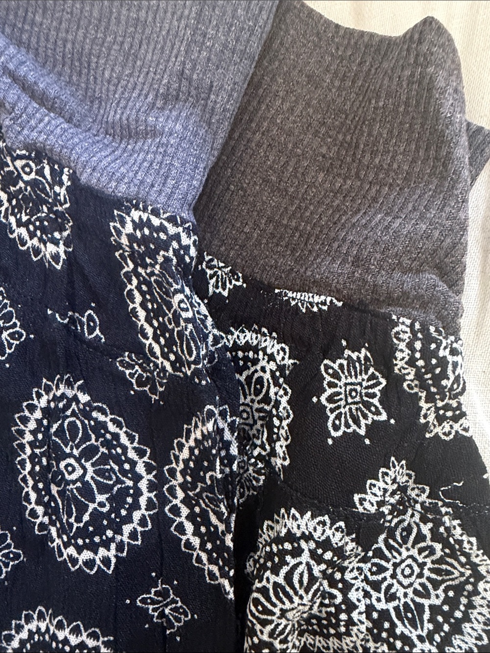 Balloon Pants  Navy White  Rib Waist  Medallion Print harem styleSz. S NWT Gigio - Picture 2 of 13